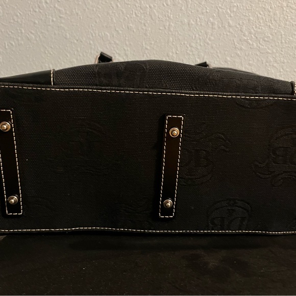 Dooney & Bourke authentic purse bag in excellent like new condition! - Picture 7 of 8